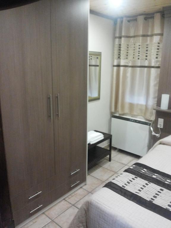 Hostal El Duende Blanco Сьєрра-Невада Номер фото